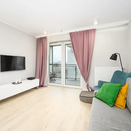 Obroncow Wybrzeza 17 By Homeprime Apartman *