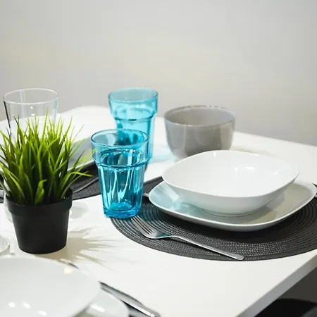 Obroncow Wybrzeza 17 By Homeprime شقة غدانسك