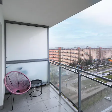 Obroncow Wybrzeza 17 By Homeprime Lägenhet Gdańsk